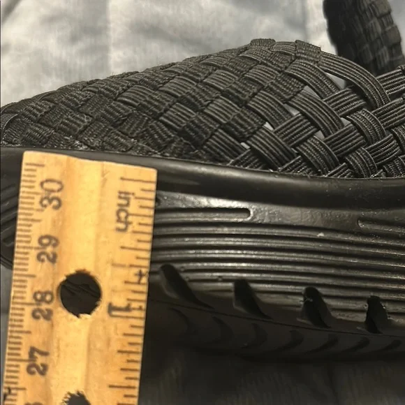 Women's Black Woven Platform Shoes. Used in Great Cond. Size 5 - Picture 5 of 7